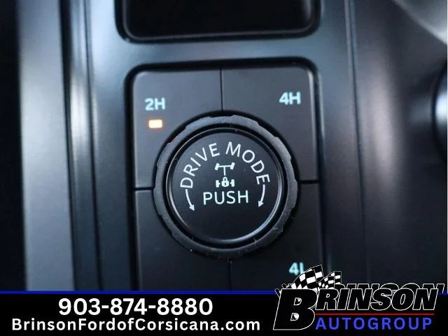 New 2026 Oxford White Ford XLT image 40