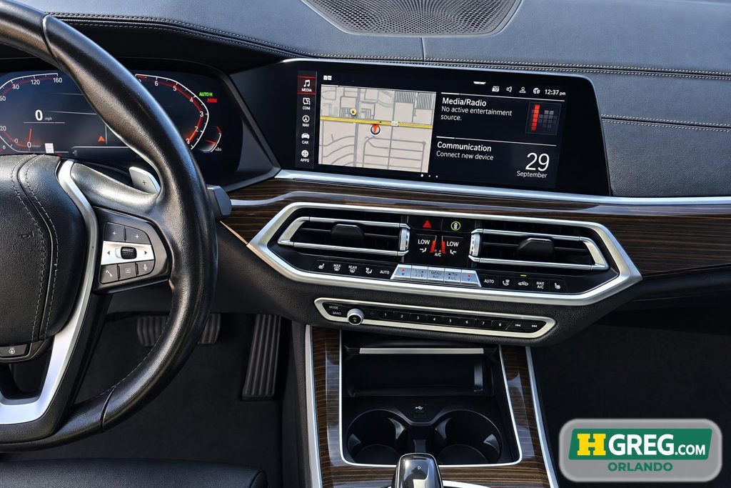 Used 2020 Arctic Gray Metallic BMW xDrive40i image 11