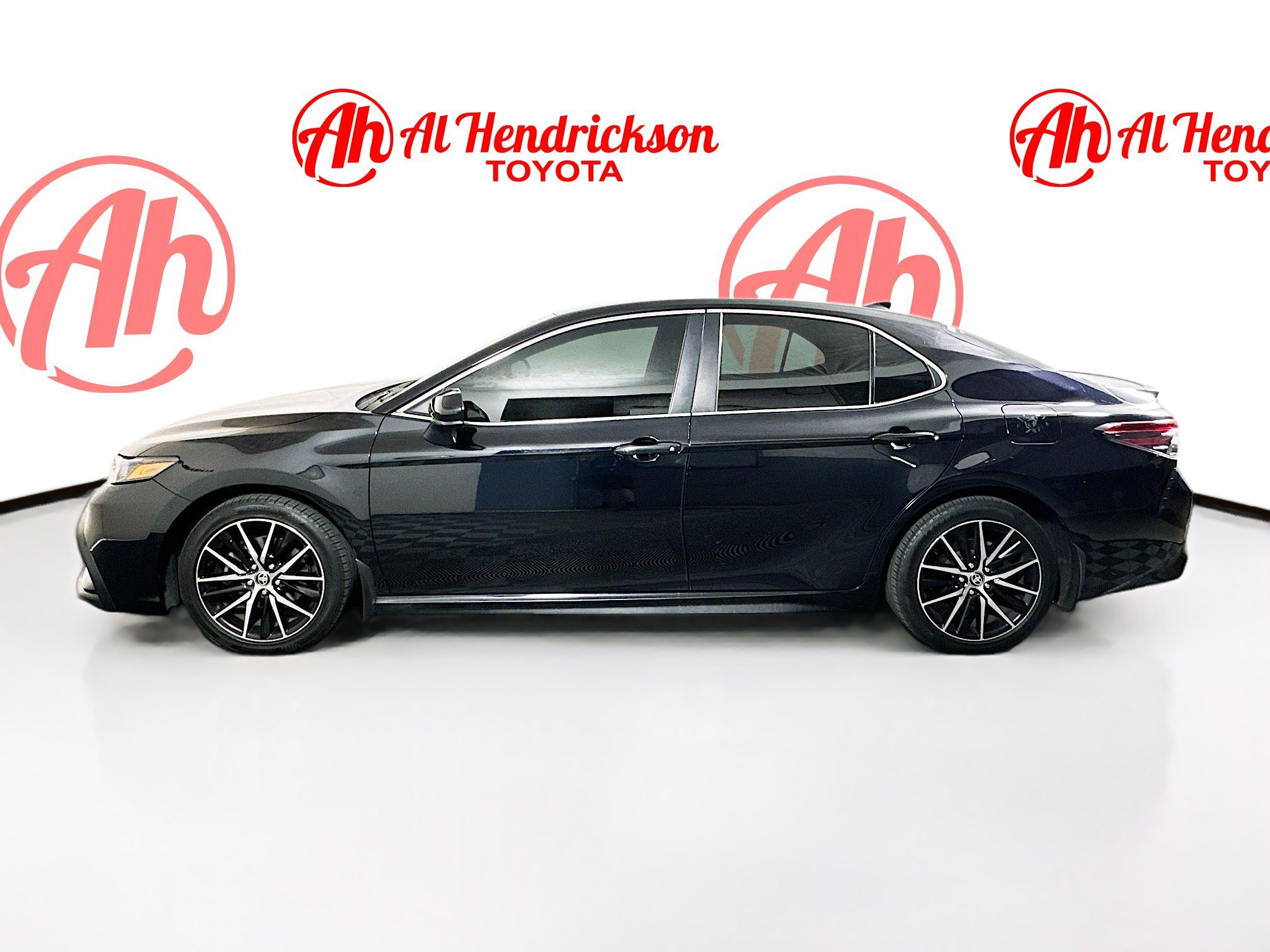 2021 Toyota Camry thumbnail 8