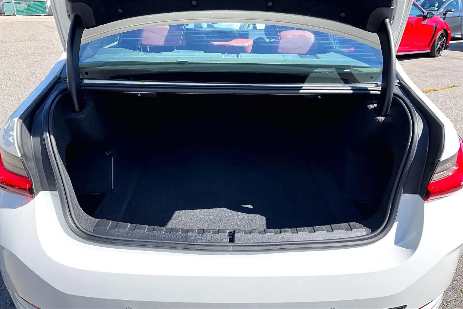 Used 2023 Alpine White BMW 330i xDrive image 30