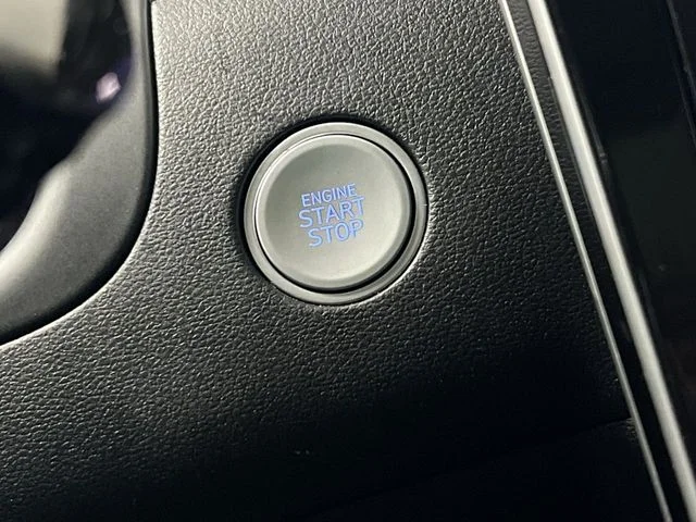 Used 2024 Silver Hyundai Limited image 18