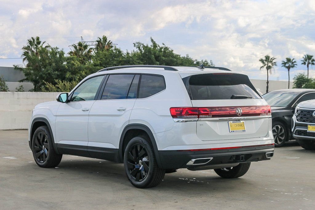2026 Volkswagen Atlas SE w/Tech - Photo 6