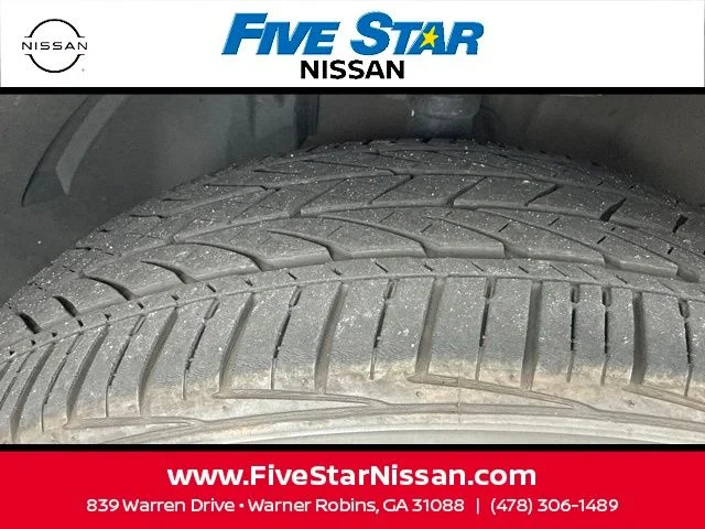 Used 2024 Black Nissan Platinum image 4