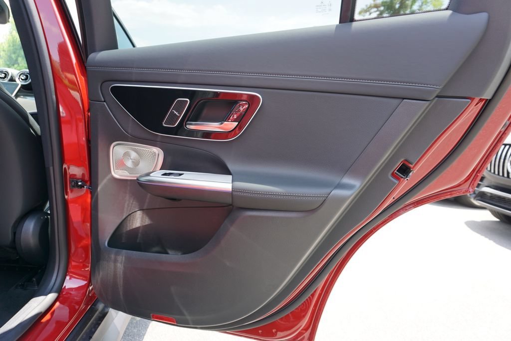 New 2026 MANUFAKTUR Patagonia Red Metallic Mercedes-Benz GLC 300 Coupe image 114