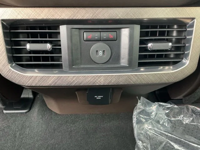 New 2026 Agate Black Metallic Ford F-350® King Ranch® image 28