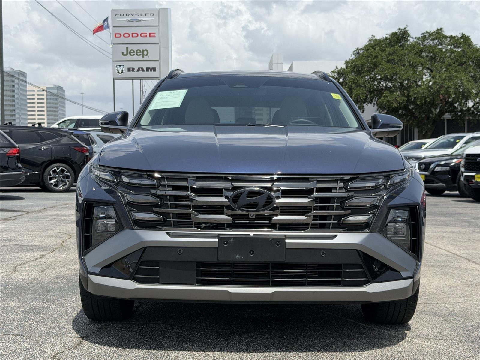 Used 2025 Atlantis Blue Hyundai Limited image 3