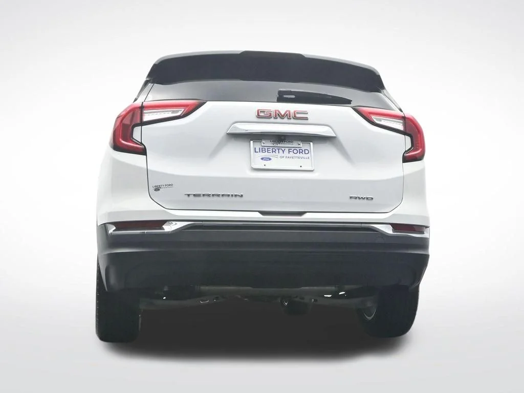 Certified Used 2024 Summit White GMC SLT image 38