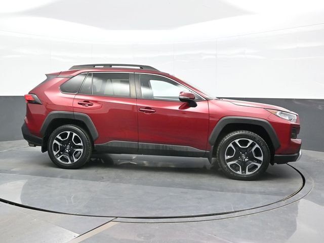 Used 2019 Red Toyota Adventure image 8