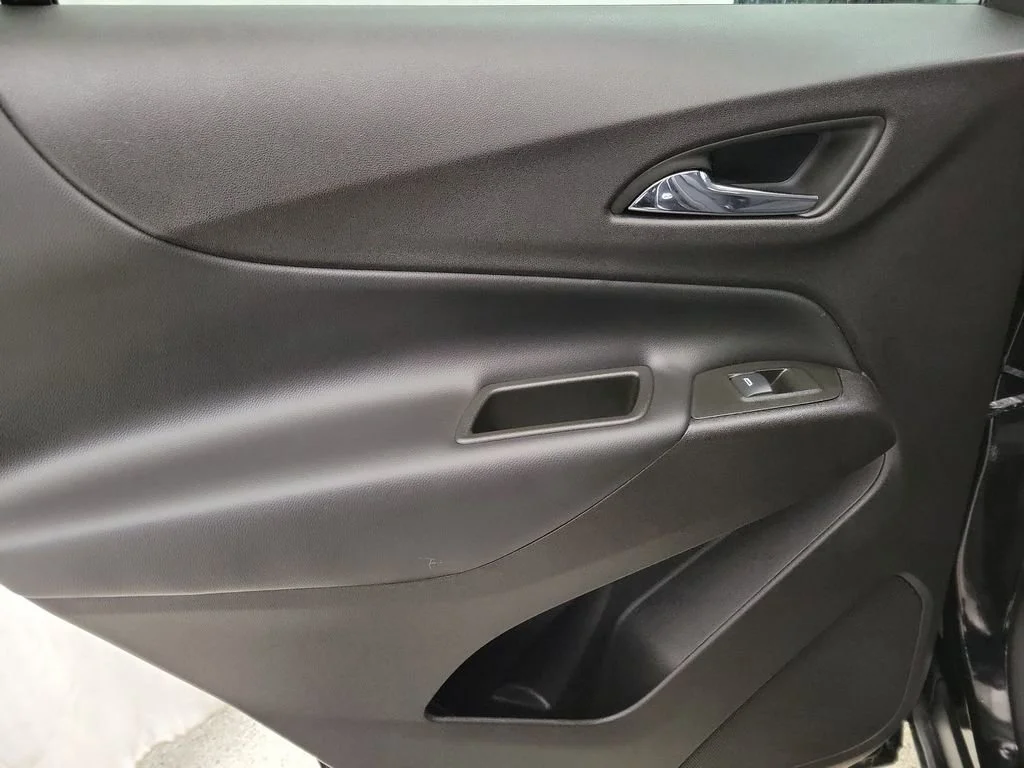 2024 Chevrolet Equinox LT - Photo 17
