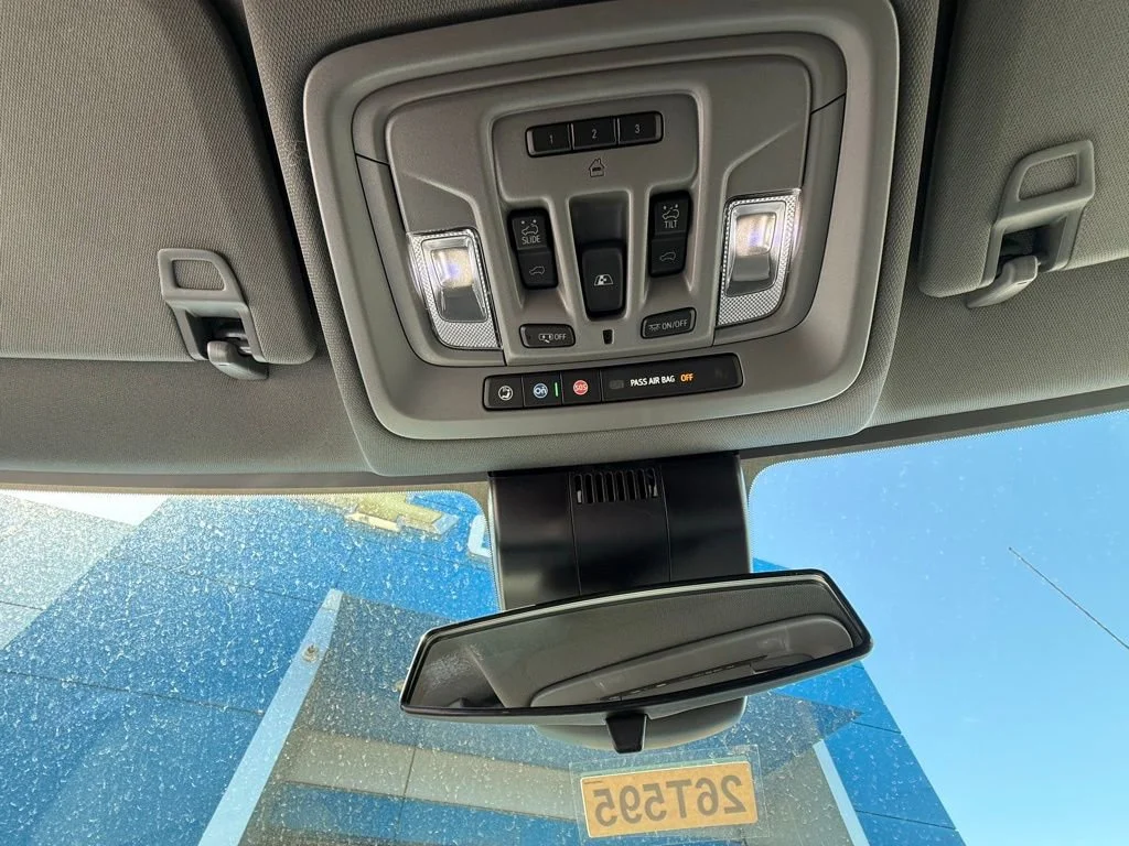New 2026 Summit White GMC Elevation image 21