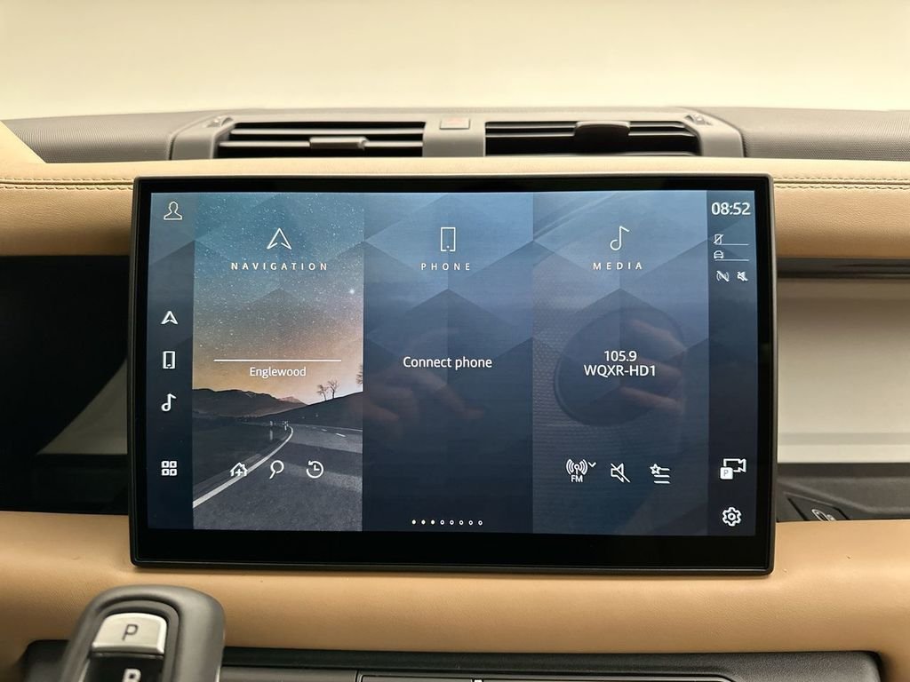 Used 2025 Gondwana Stone Metallic Land Rover S image 13