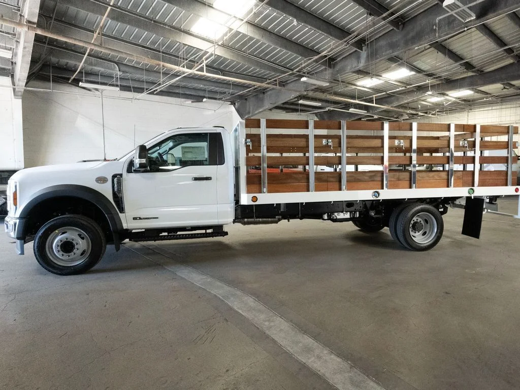 New 2026 Oxford White Ford XL image 5