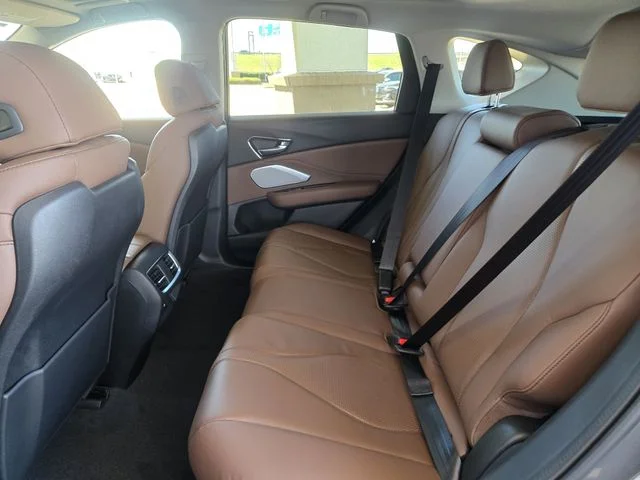 New 2026 Liquid Carbon Metallic Acura w/Technology Package image 9