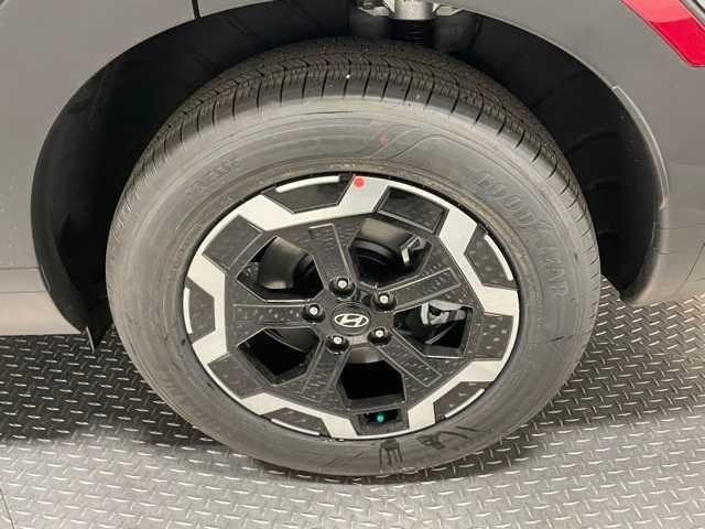 New 2025 Shimmering Silver Hyundai SEL AWD image 50