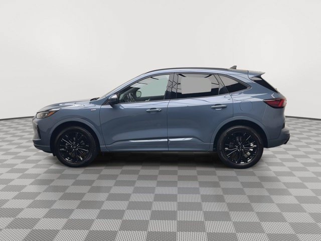Used 2025 Vapor Blue Ford ST-Line Elite image 39
