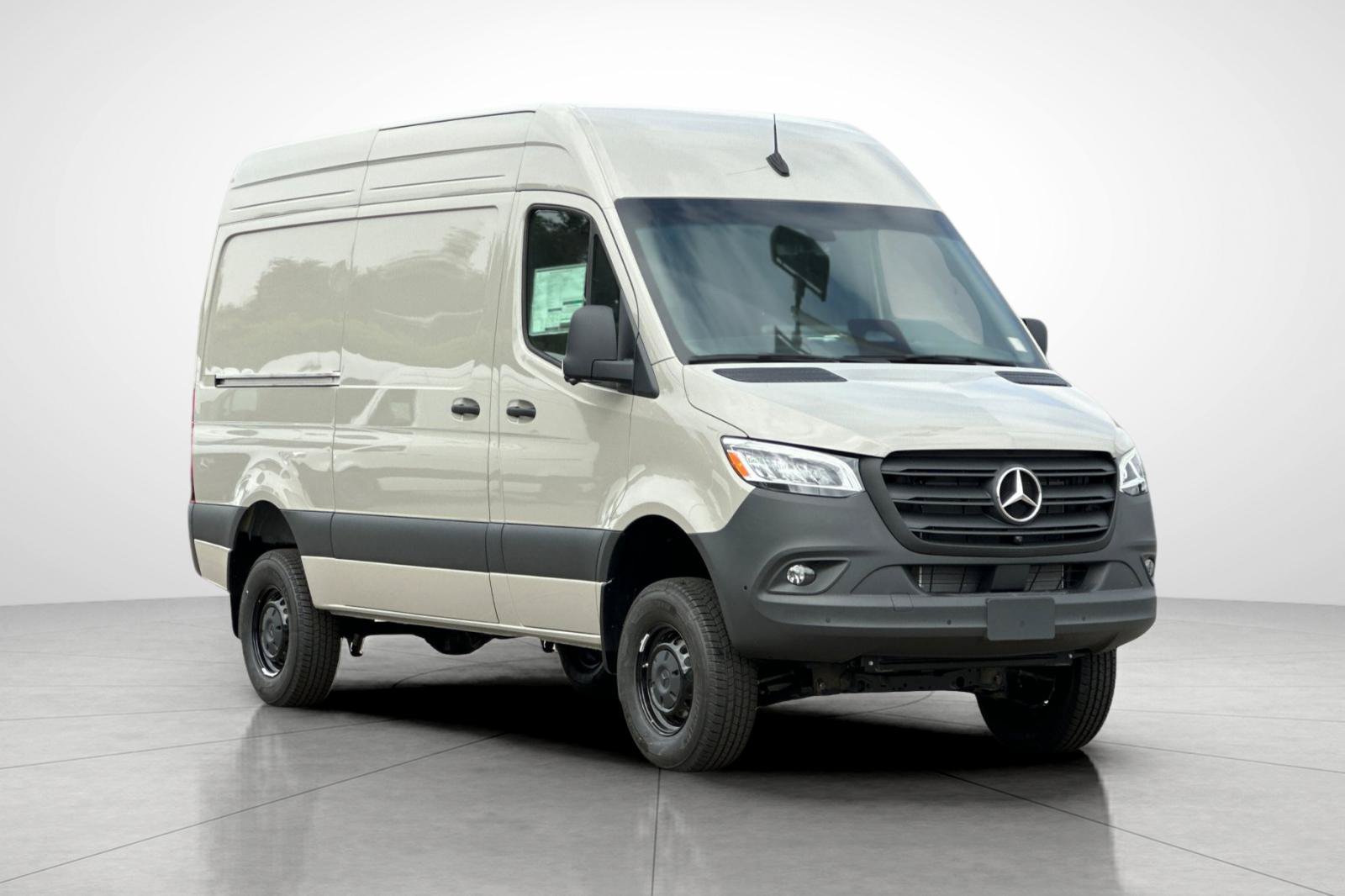 New 2026 Stone Gray Mercedes-Benz Cargo 144 WB image 27