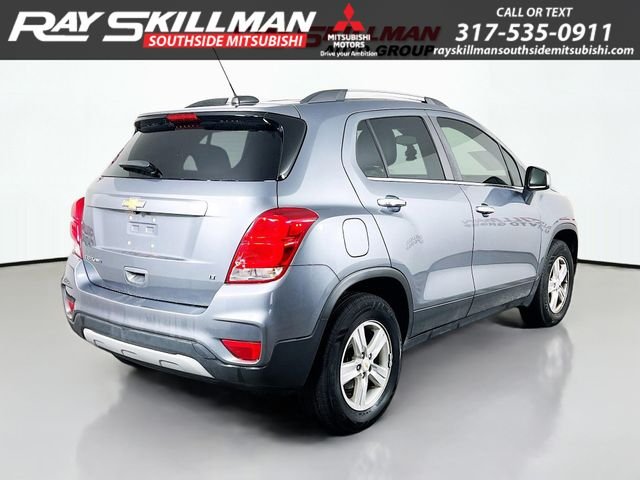 Used 2019 Gray Chevrolet LT image 7