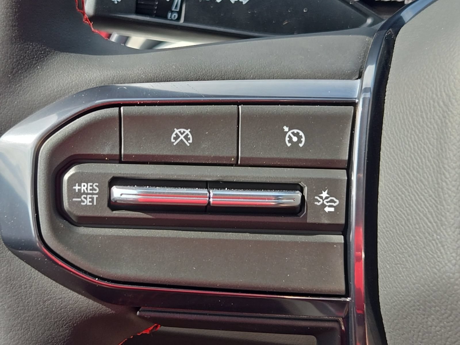 2026 GMC Canyon AT4X - Photo 31