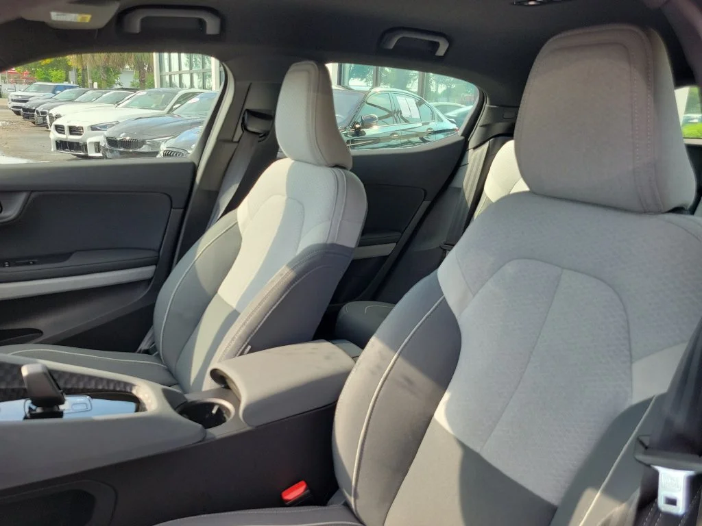 Used 2024 Blue Polestar Long Range Dual Motor image 24