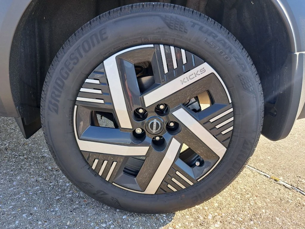 2026 Nissan KICKS SV - Photo 27