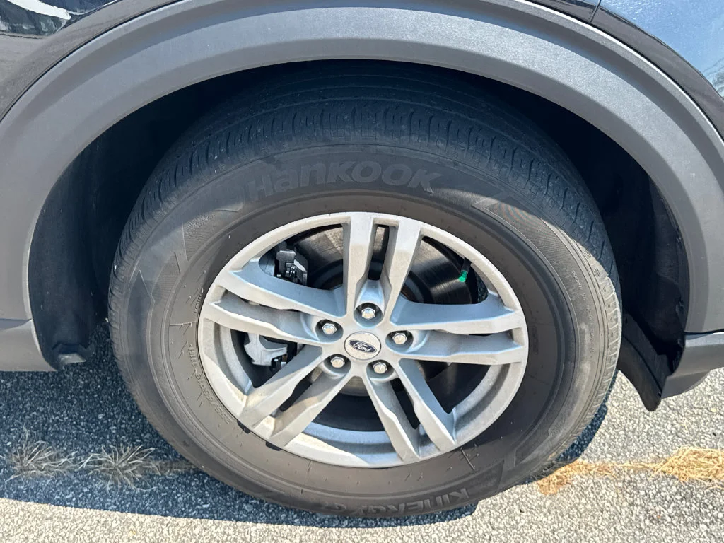 2023 Ford Explorer XLT - Photo 12