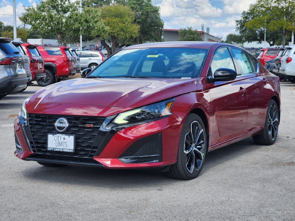 New 2026 Scarlet Ember Tintcoat Nissan SR image 2