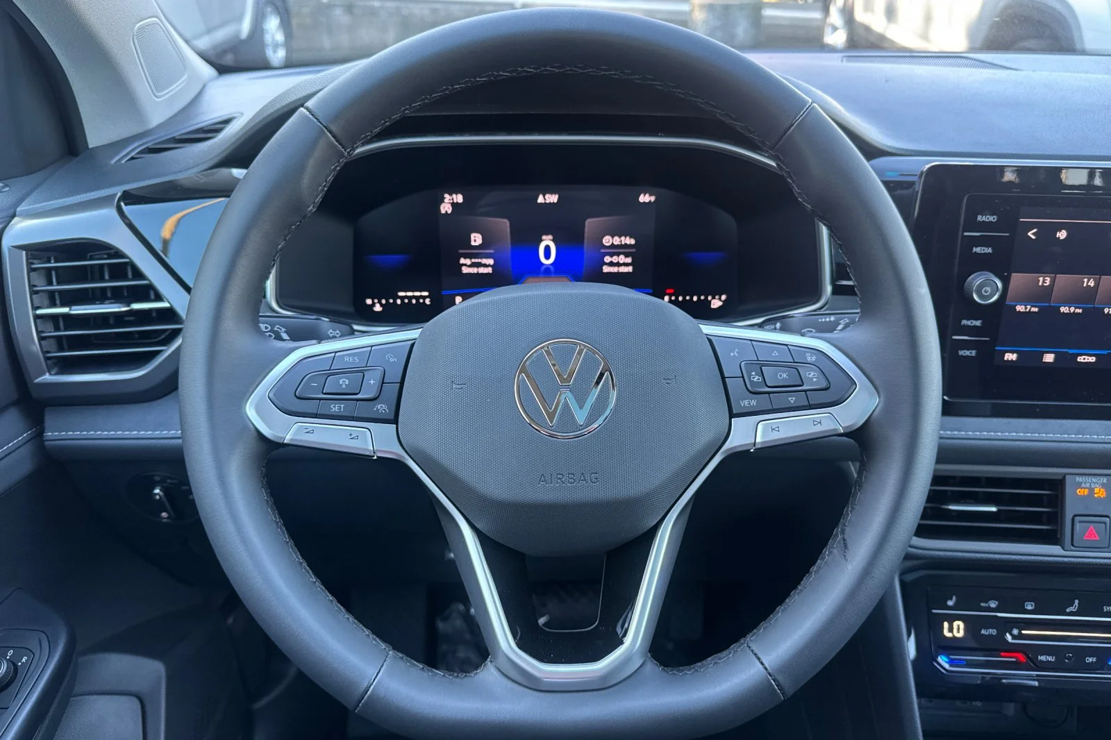 New 2026 Black Volkswagen 1.5T SE Black image 23