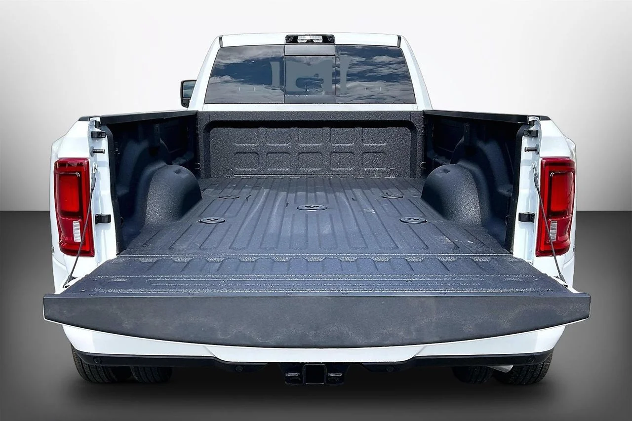 New 2026 Bright White Clearcoat RAM Big Horn image 23