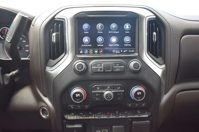 Used 2022 White Chevrolet LTZ image 29