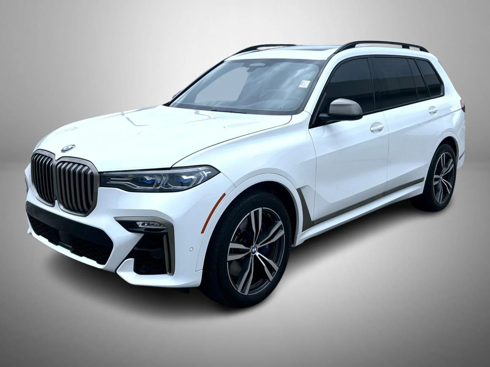 2020 BMW X7 M50i's photo