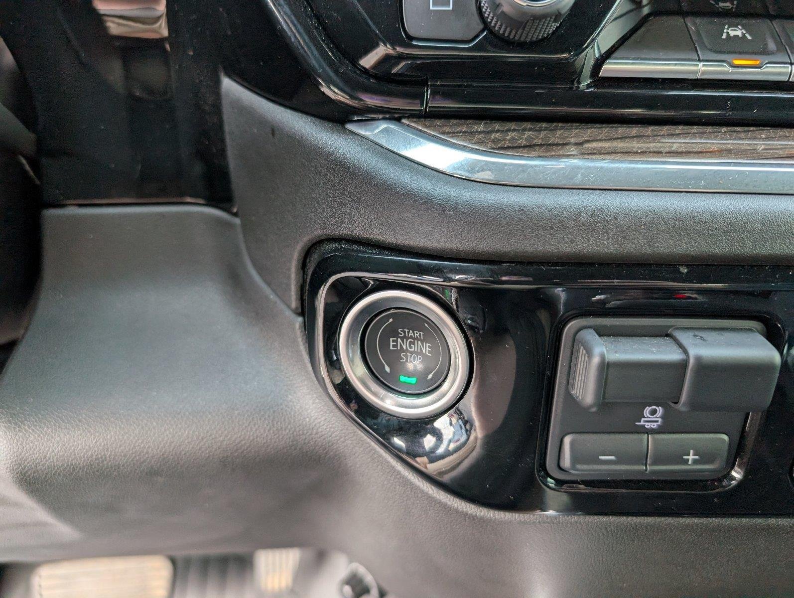 Used 2025 Black Chevrolet RST image 22