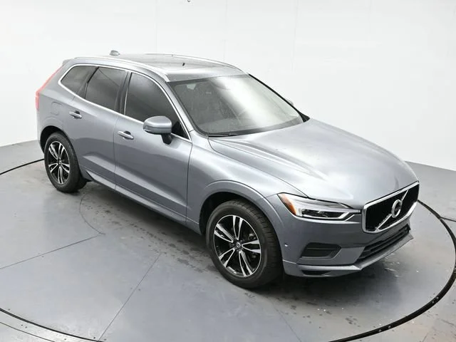 Used 2019 Grey Volvo Momentum image 34