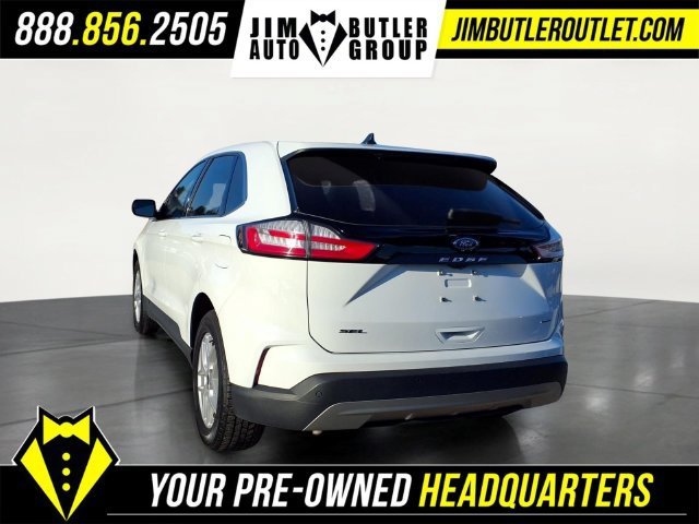Used 2024  Ford SEL image 2