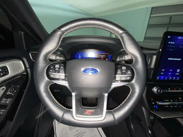 Used 2022 Silver Ford ST image 14