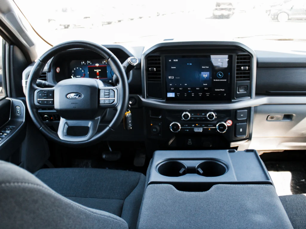 Used 2025 Black Ford XLT image 24