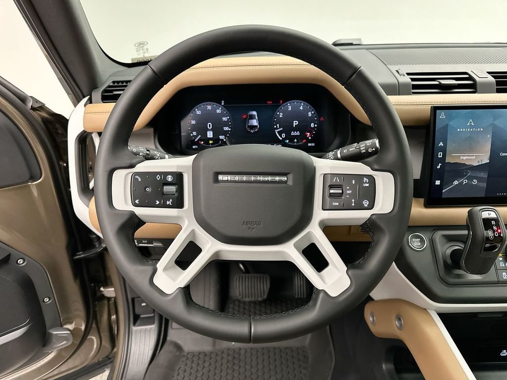 Used 2025 Gondwana Stone Metallic Land Rover S image 14