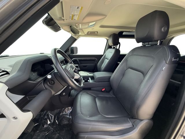 Used 2023 Eiger Grey Metallic Land Rover S image 10