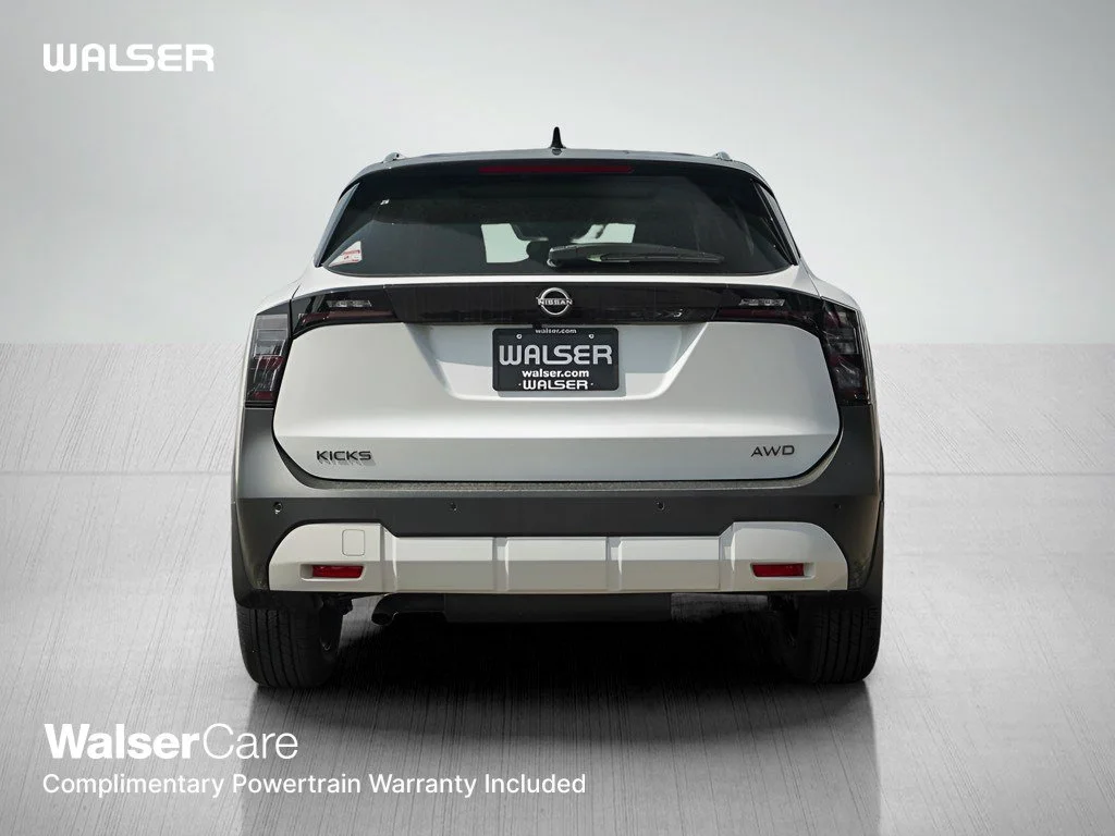New 2026 Aspen White/Super Black Nissan SV image 5