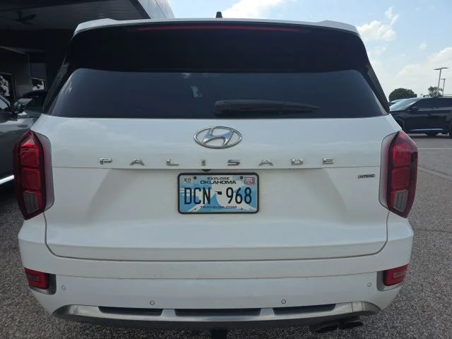 Used 2022 White Hyundai Calligraphy image 4