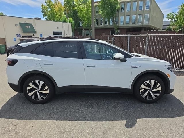 2023 Volkswagen ID.4 Pro