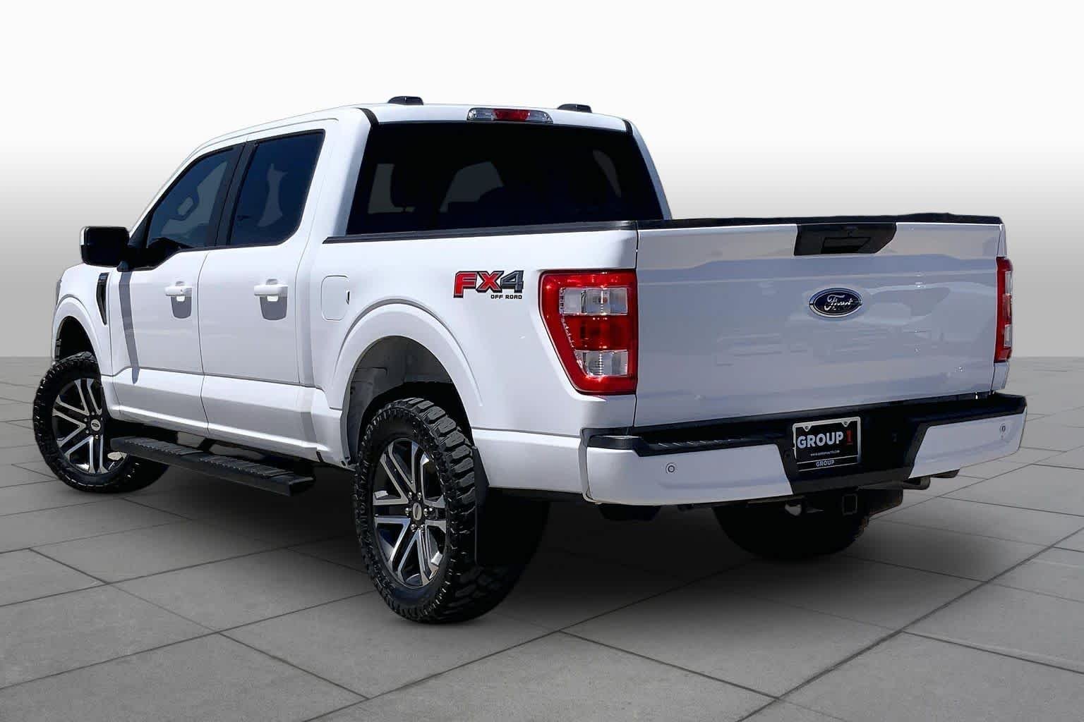 Used 2022 Oxford White Ford XL image 12