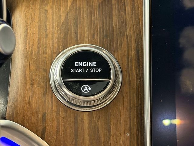 Certified Used 2023 Gray Mercedes-Benz GLC 300 image 27