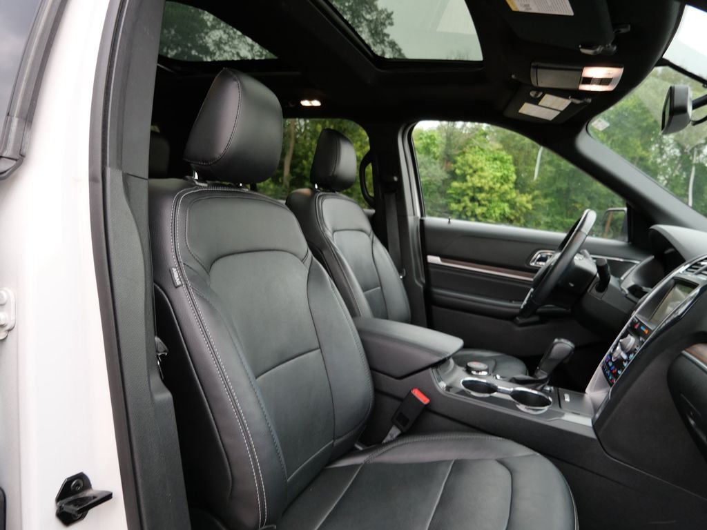 Certified Used 2019 White Ford Limited image 12
