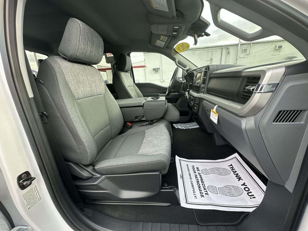 New 2026 Oxford White Ford F-250® XLT image 23