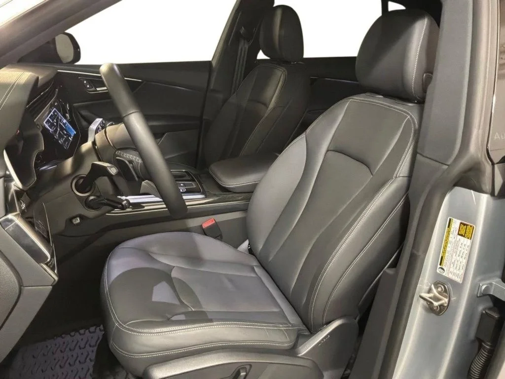 Certified Used 2025 Silver Audi 55 Premium image 6