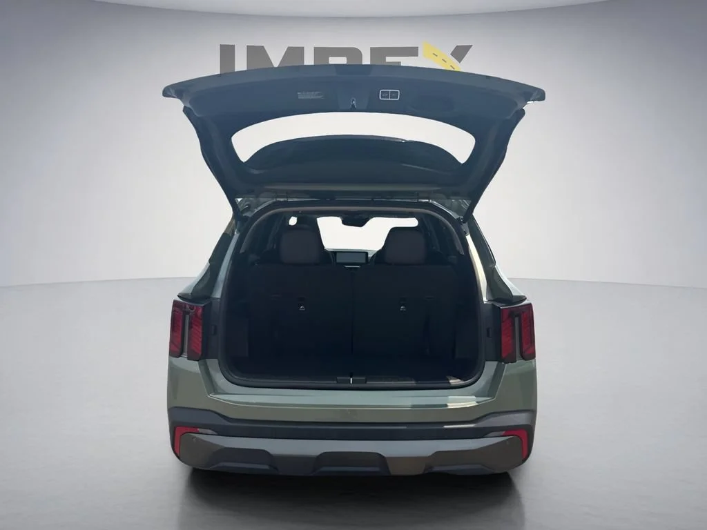 Used 2025  Kia X-Line SX image 32