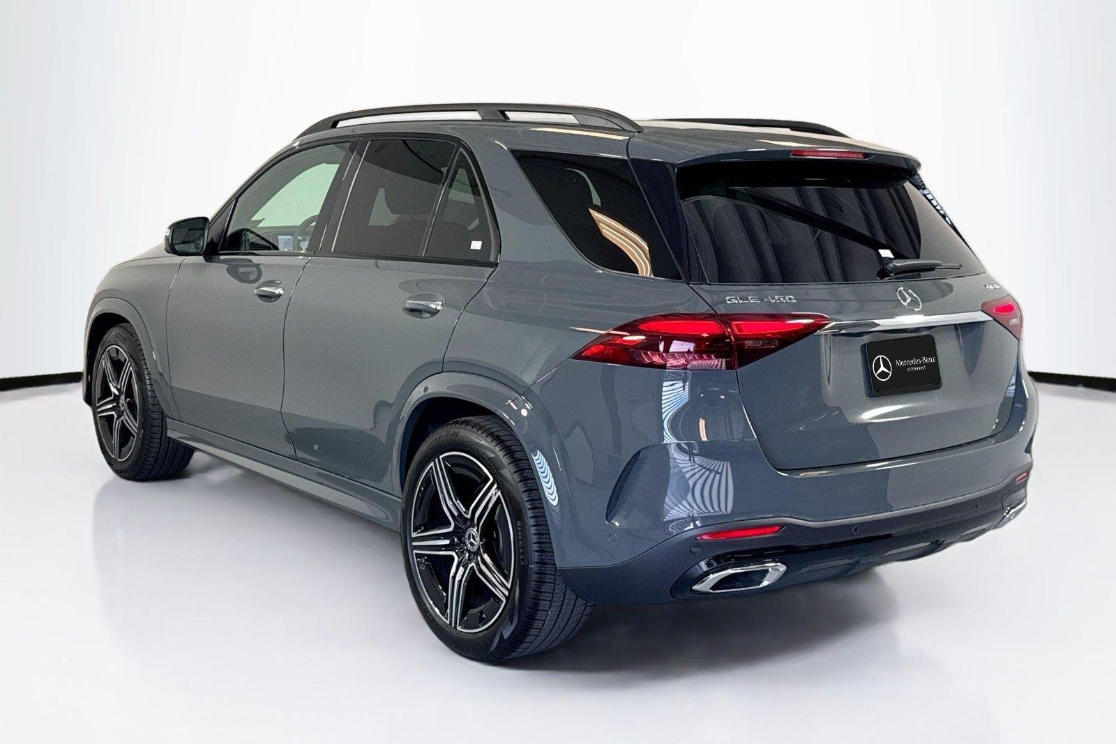 New 2026 Manufaktur Silicon Grey Mercedes-Benz GLE 450 image 7