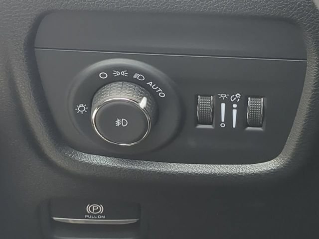 Certified Used 2025 White Jeep Limited image 29