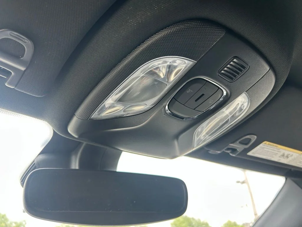 Used 2023 White Jeep Limited image 24
