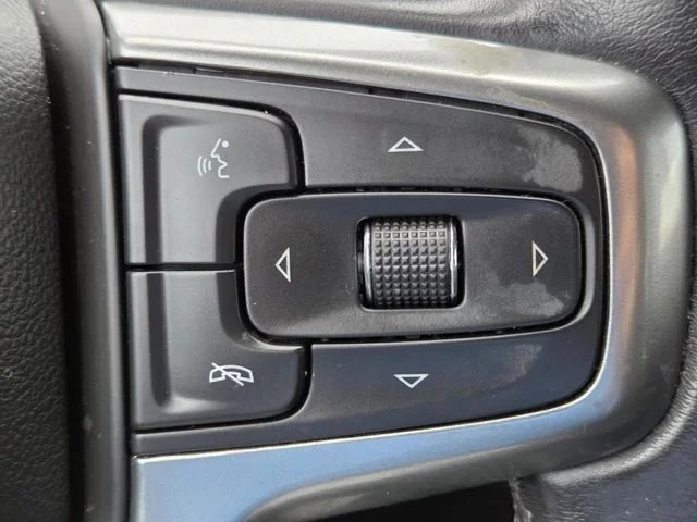 Used 2021 White Chevrolet LT image 20